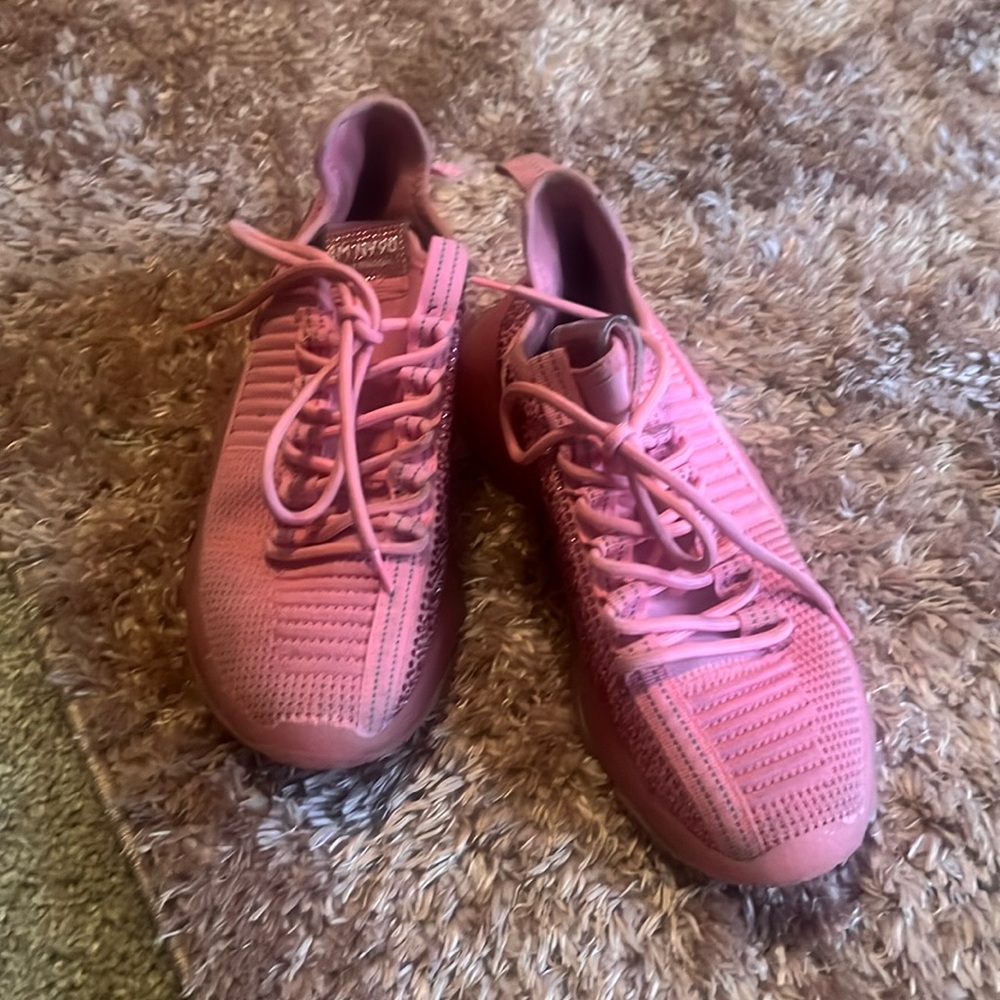 Pink Steve Madden Maxima